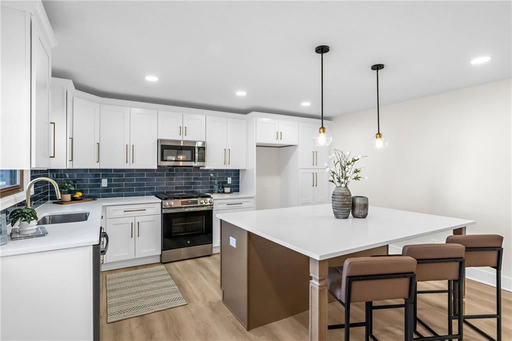 9021 Arlington Court — photo 3
