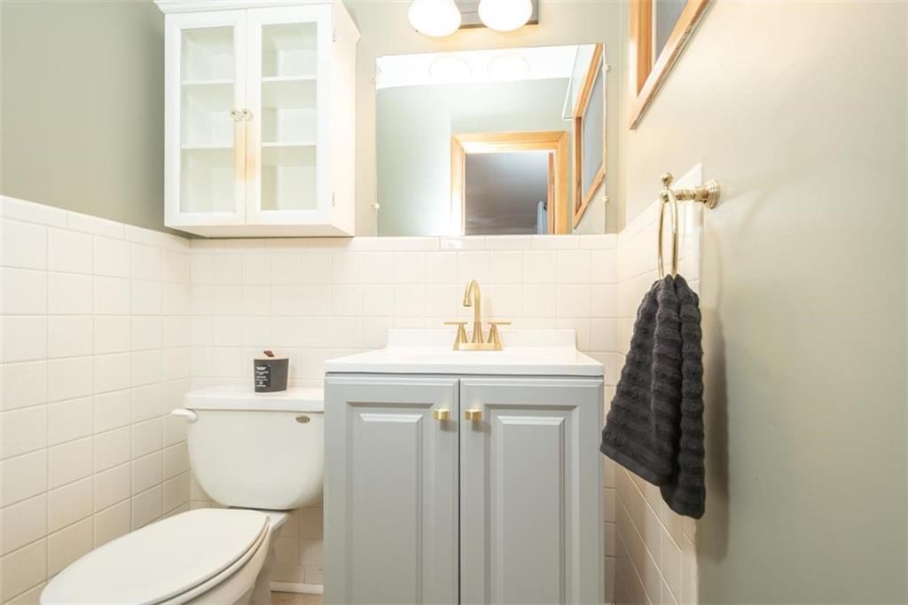 1410 S Elm Street — photo 12