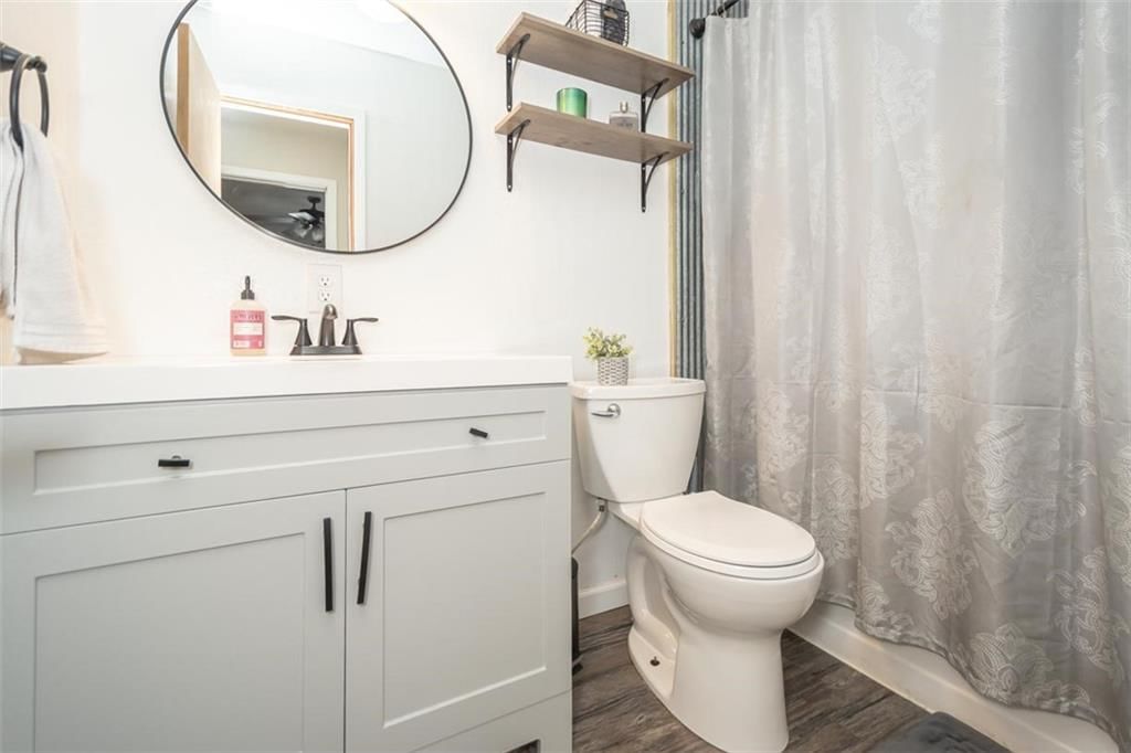1410 S Elm Street — photo 13