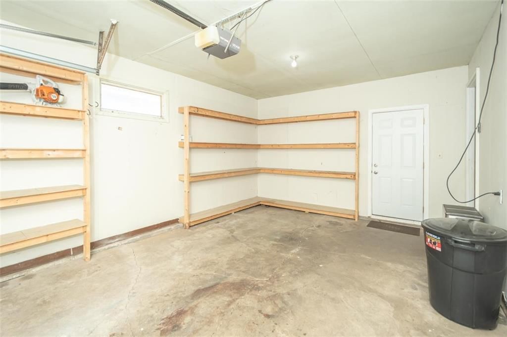 1410 S Elm Street — photo 20