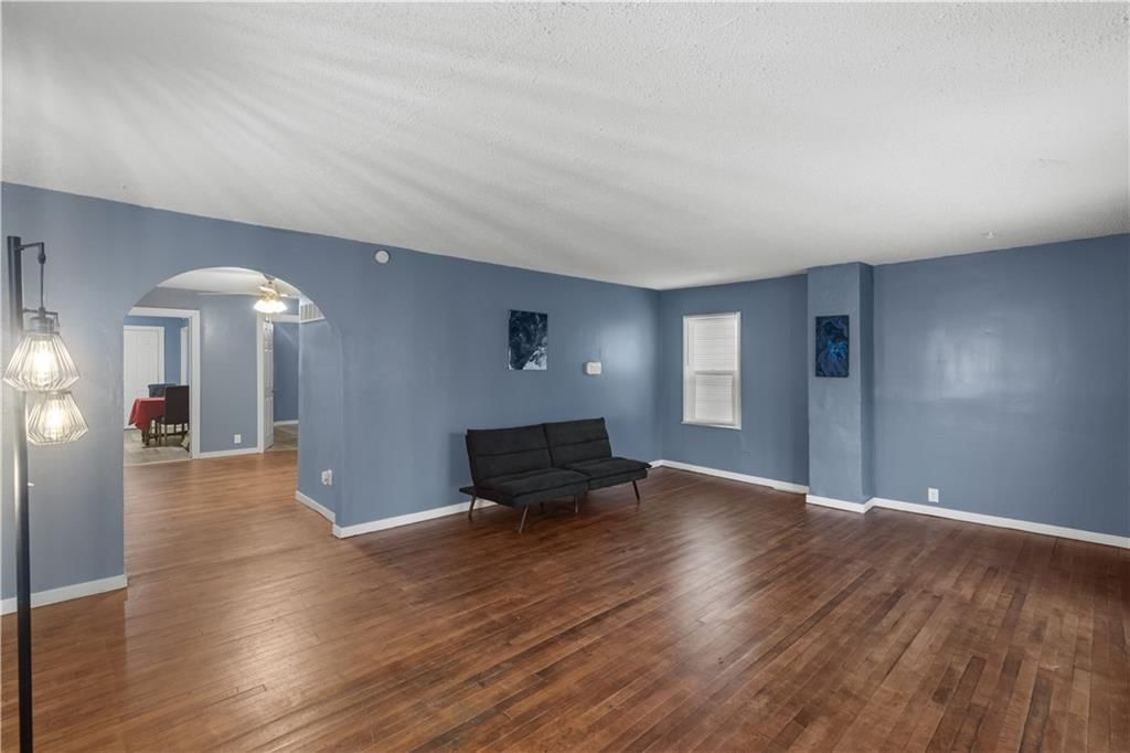 805 Lafayette Avenue — photo 8