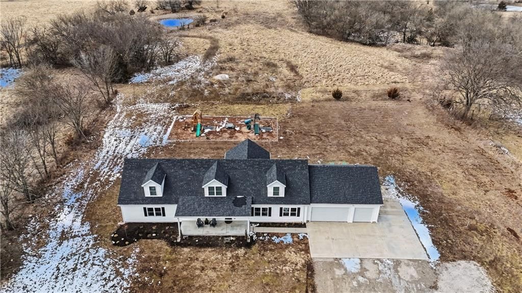 34946 Spring Valley Road — photo 55
