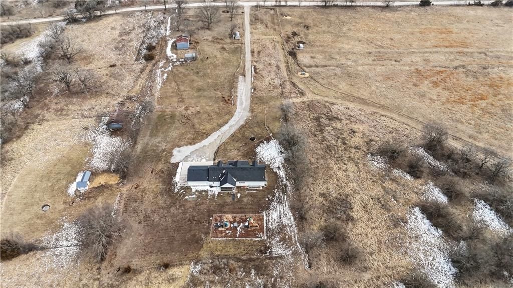 34946 Spring Valley Road — photo 59