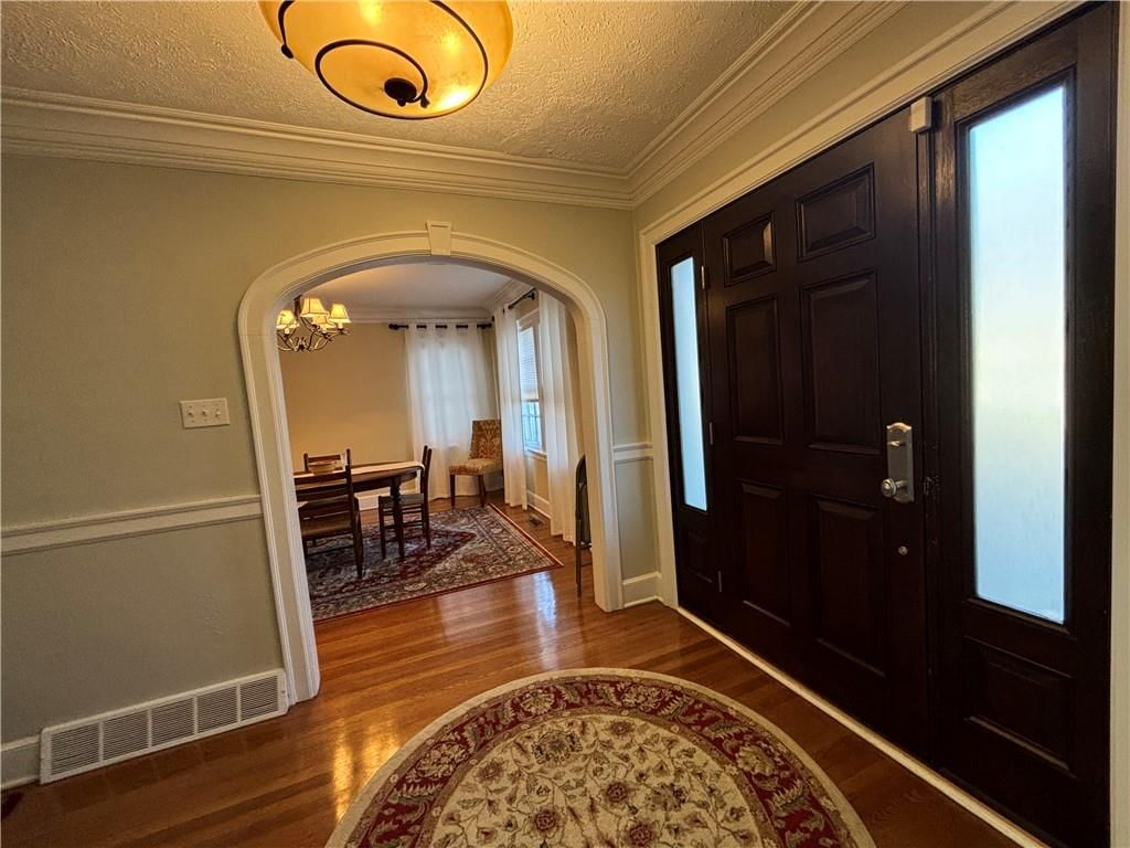 802 N Noyes Boulevard — photo 9
