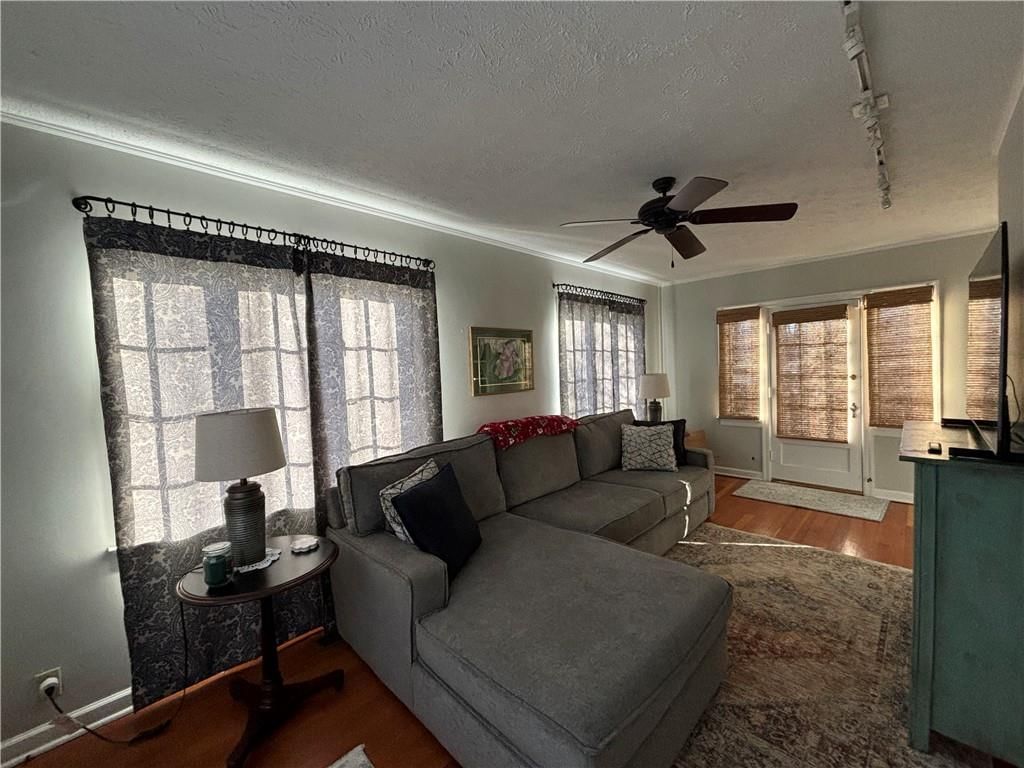 802 N Noyes Boulevard — photo 15