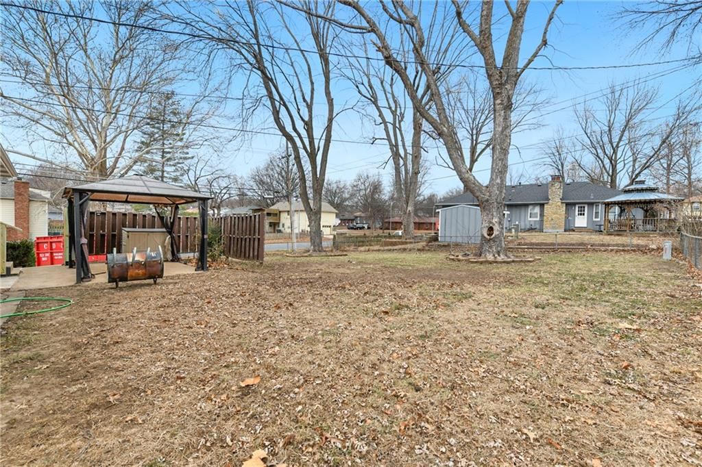 12000 E 56th Terrace — photo 21