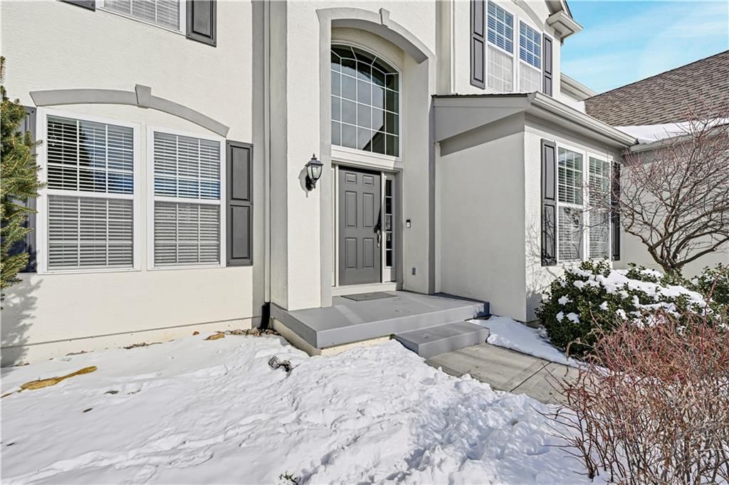 22432 W 113 Terrace — photo 2