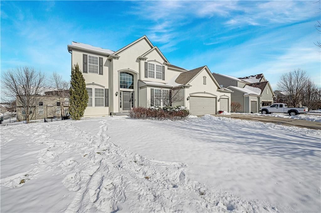 22432 W 113 Terrace — photo 3