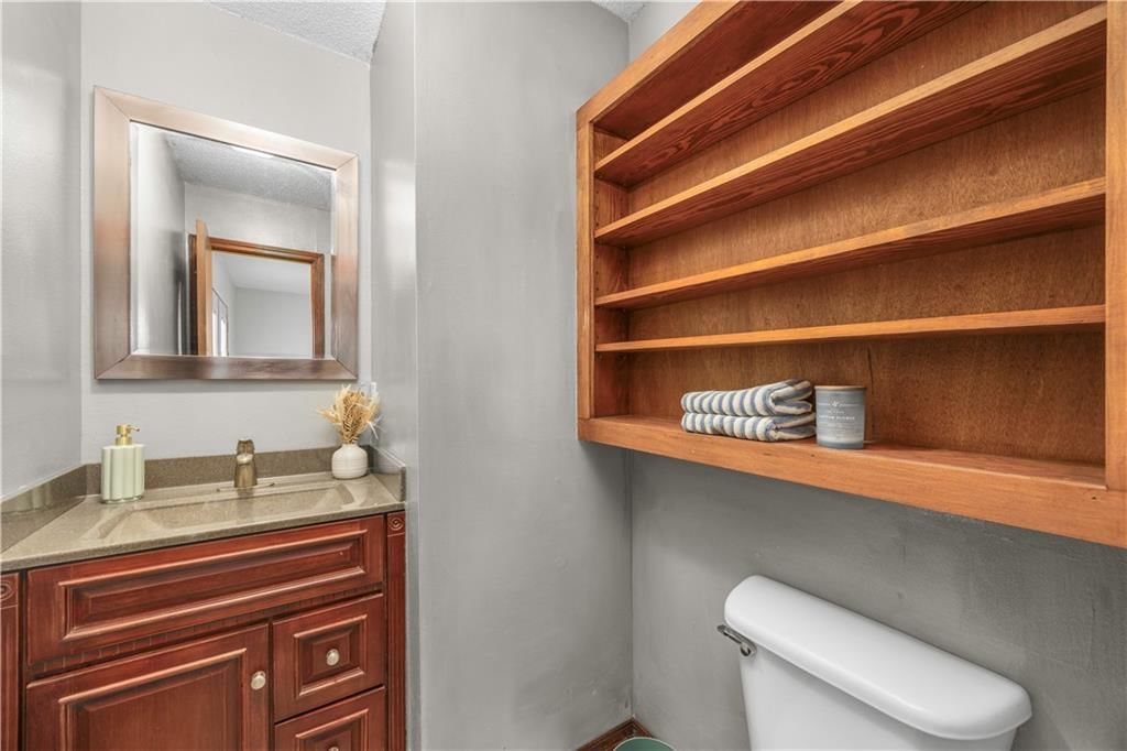 401 N Parkview Street — photo 14