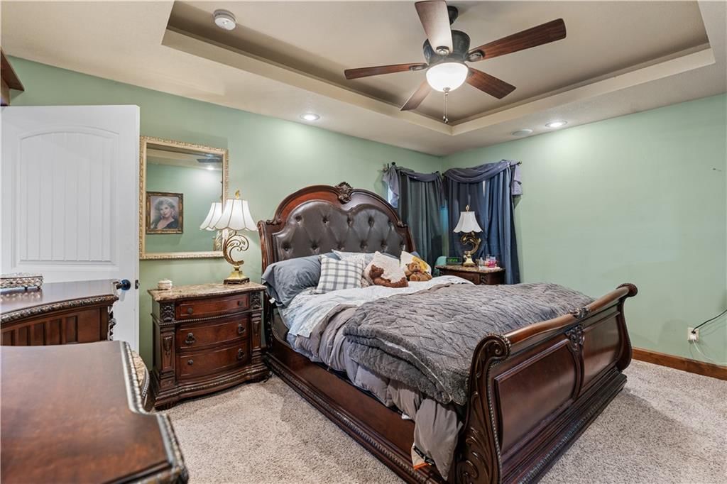 1307 Lawndale Avenue — photo 32