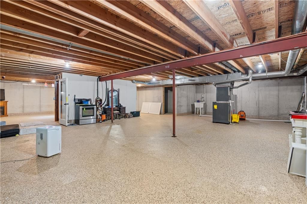 1307 Lawndale Avenue — photo 40