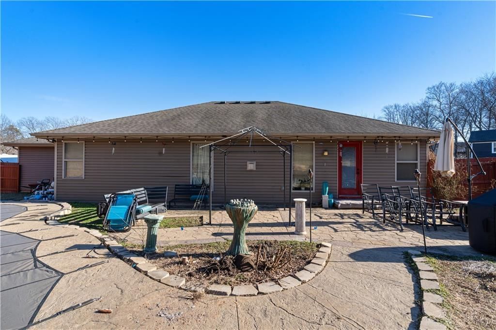 1307 Lawndale Avenue — photo 49