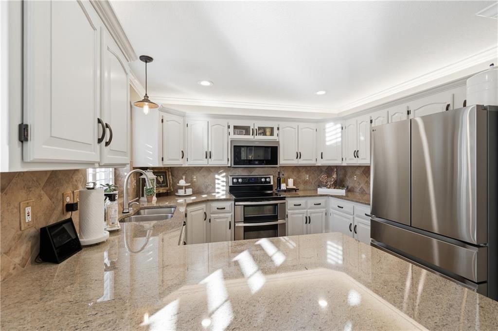 3312 S Prescott Avenue — photo 12