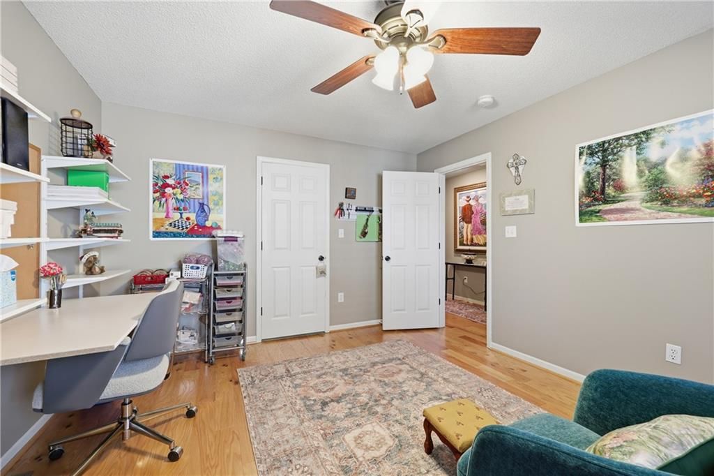 3312 S Prescott Avenue — photo 32