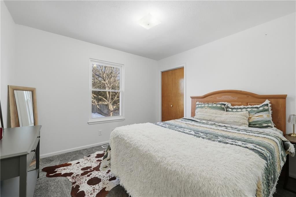 1177 Greenwood Park Street — photo 18