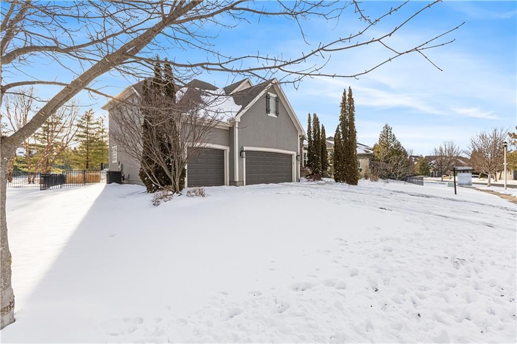 15540 Eby Street — photo 3