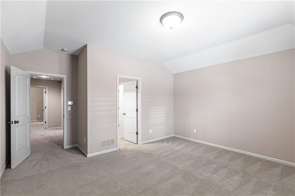 15540 Eby Street — photo 33