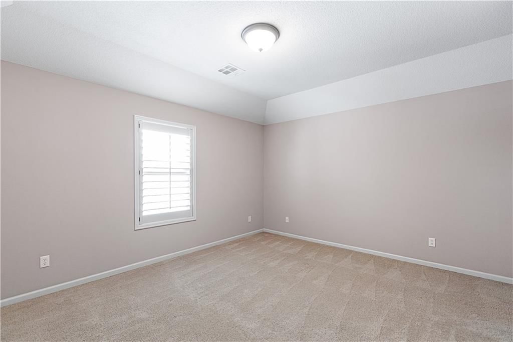 15540 Eby Street — photo 34