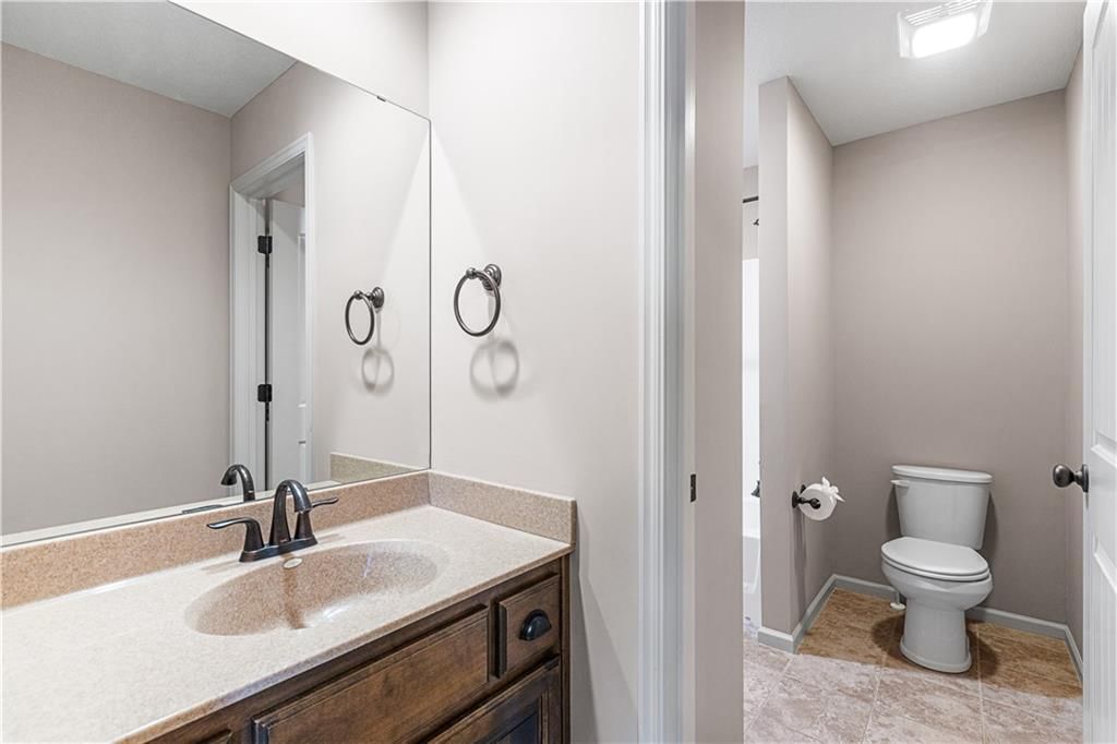 15540 Eby Street — photo 38