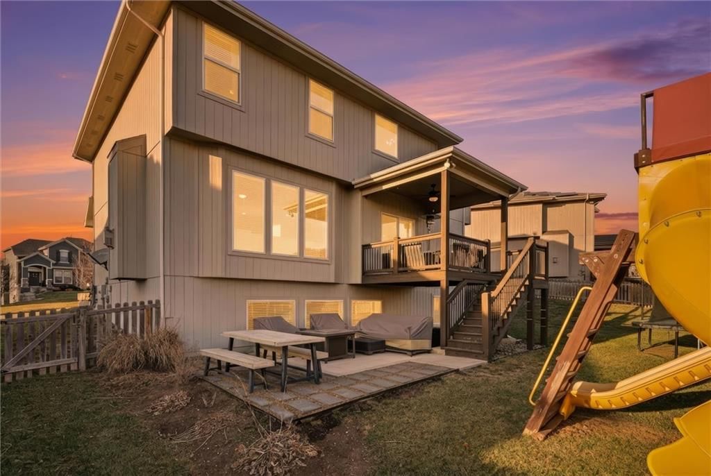 310 S Mesquite Street — photo 43