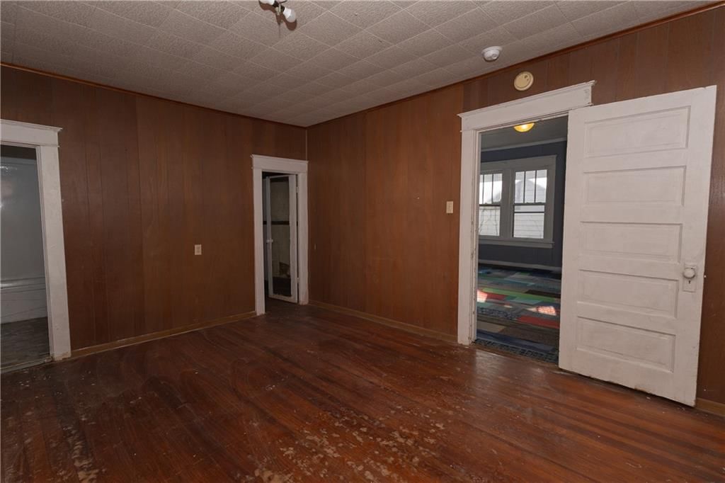 208 S 16th Street — photo 8