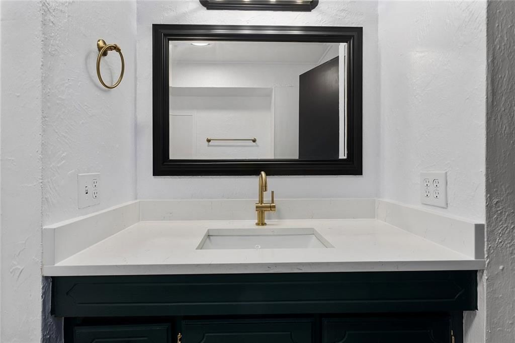 1005 NE 62nd Street — photo 22