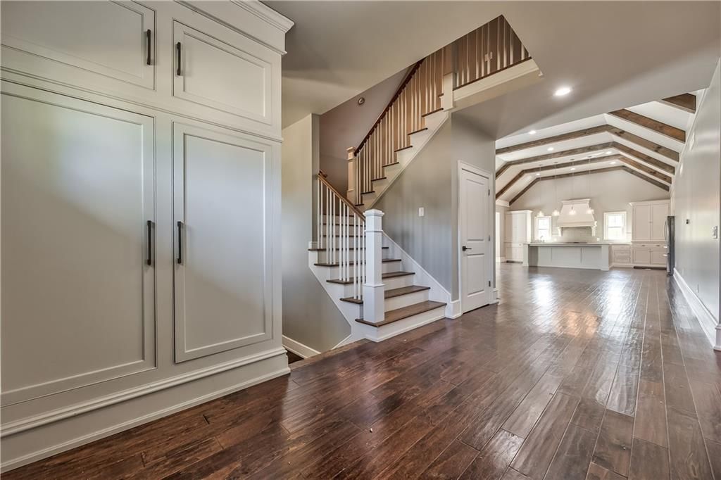 9742 Shady Bend Circle — photo 8