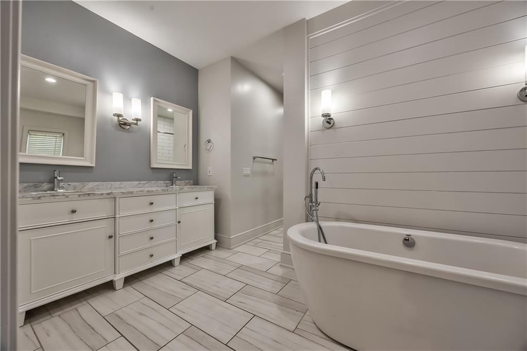9742 Shady Bend Circle — photo 22