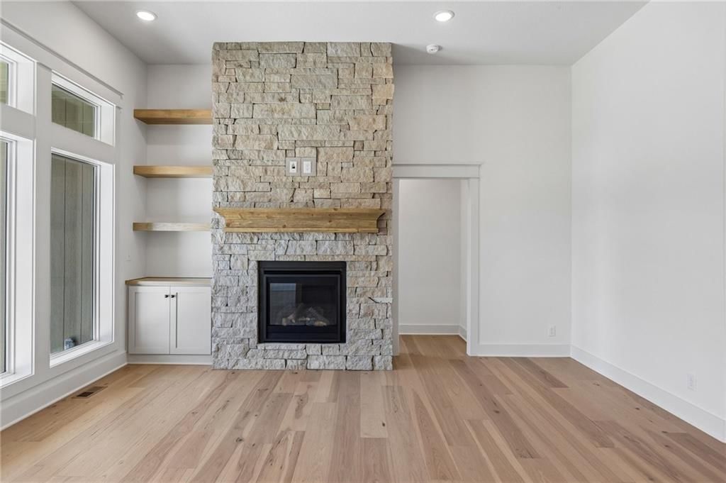 16401 Mustang Street — photo 5