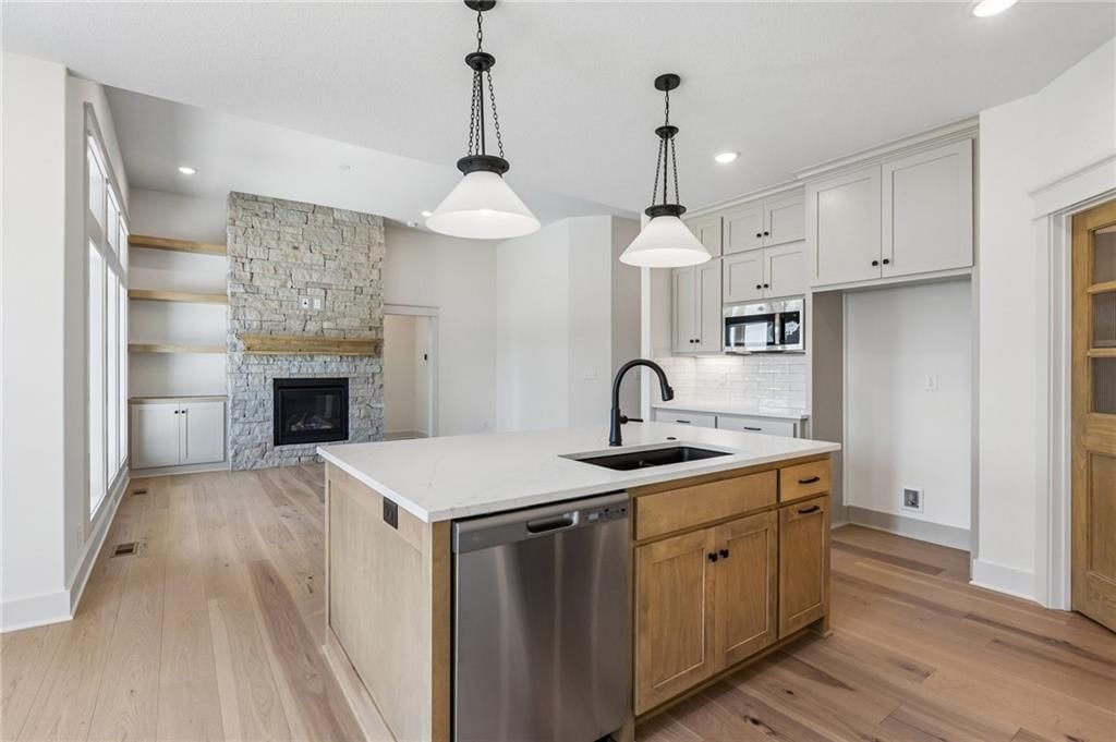 16401 Mustang Street — photo 8