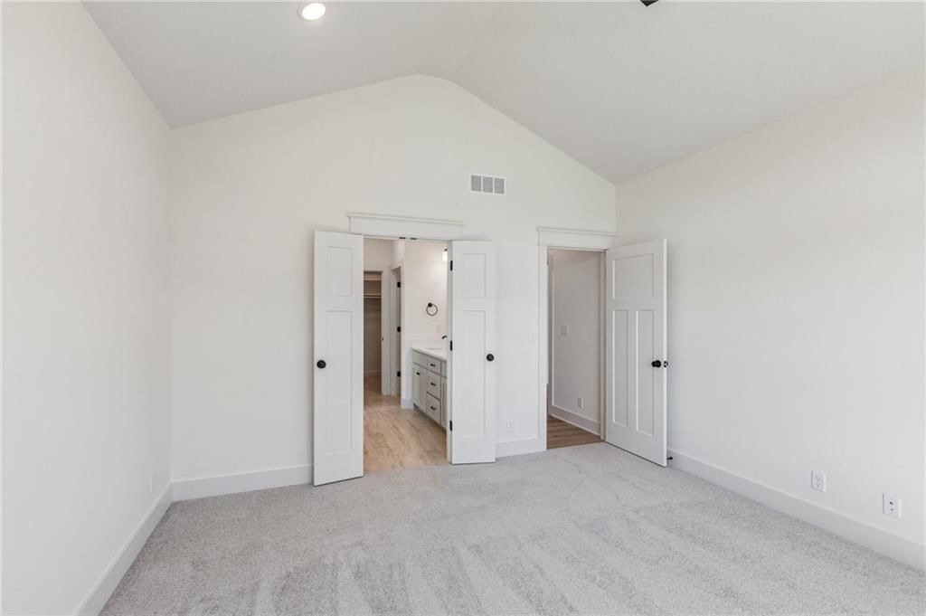 16401 Mustang Street — photo 10