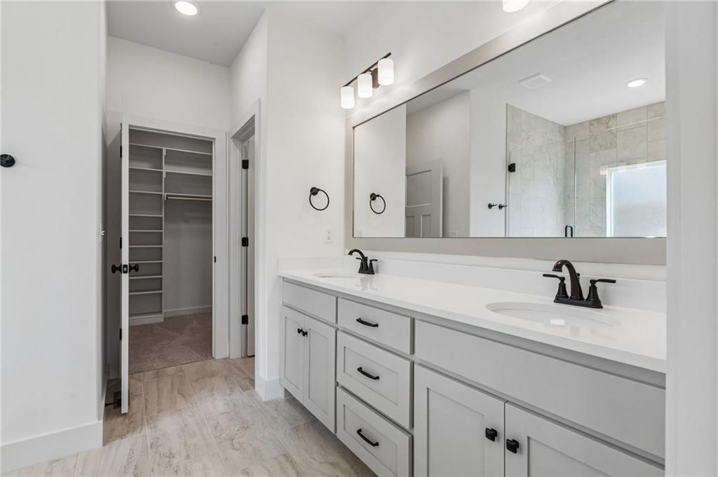 16401 Mustang Street — photo 12