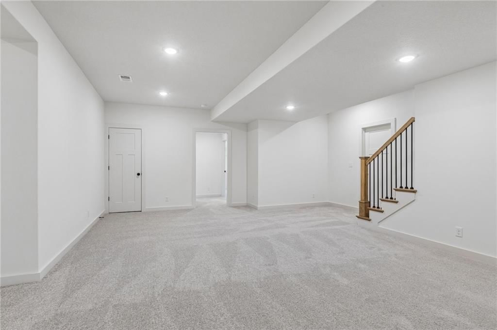 16401 Mustang Street — photo 22