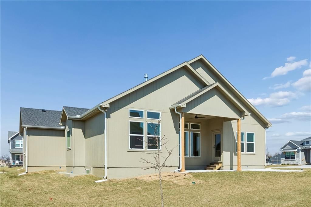 16401 Mustang Street — photo 29