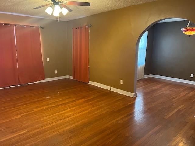 2823 Crawford Avenue — photo 19