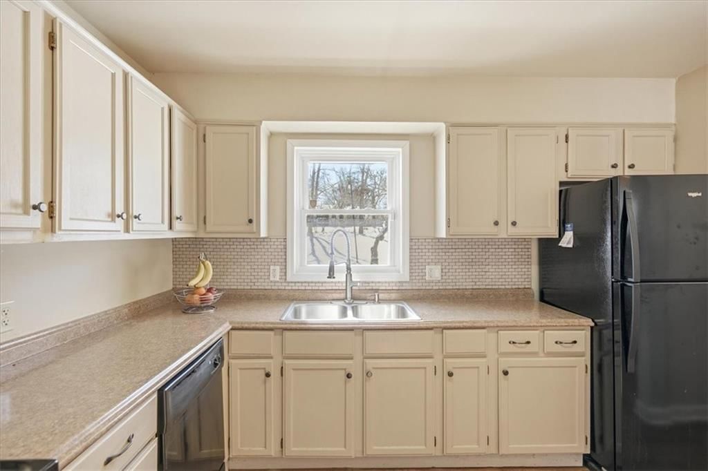 10109 E 68th Terrace — photo 8