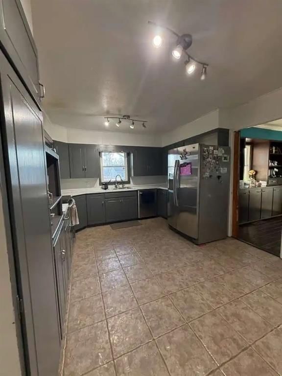 625 W Oak Street — photo 13
