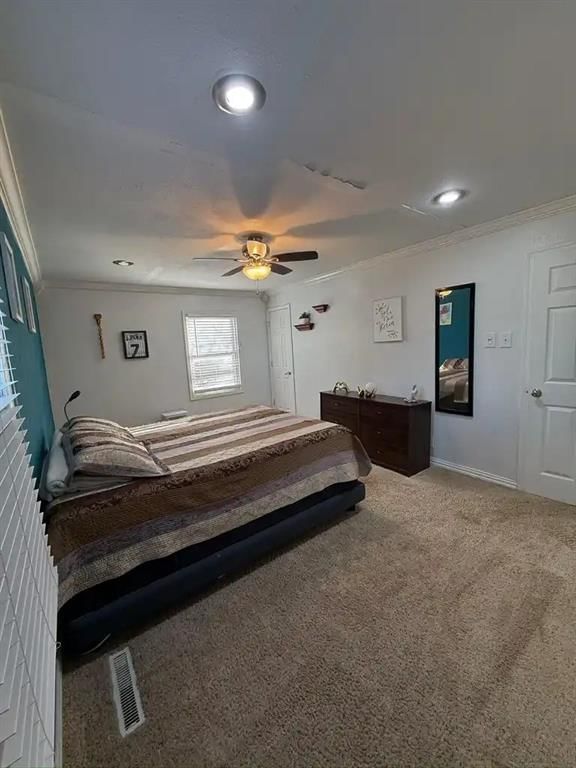 625 W Oak Street — photo 20