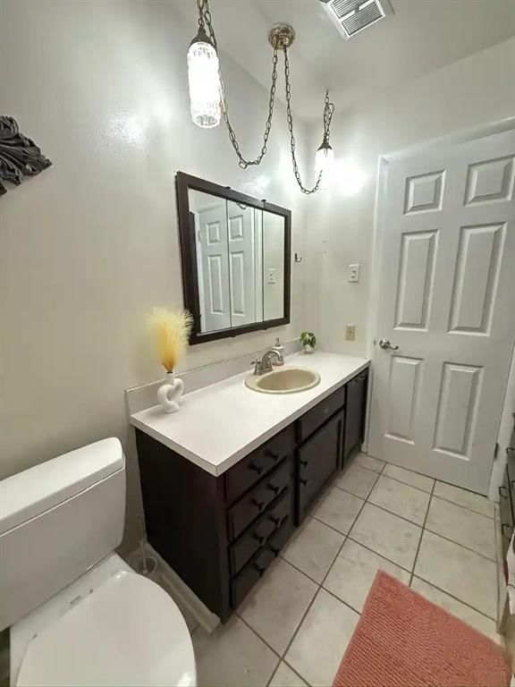 625 W Oak Street — photo 26