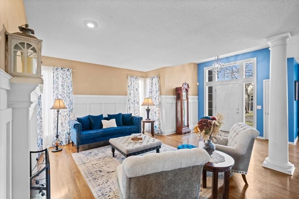 15724 Linden Street — photo 4