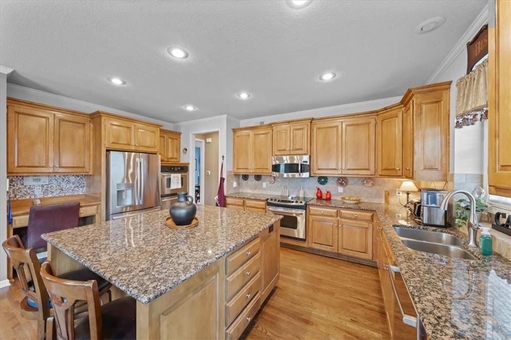 15724 Linden Street — photo 13