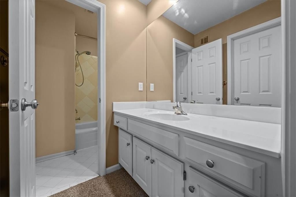 15724 Linden Street — photo 28