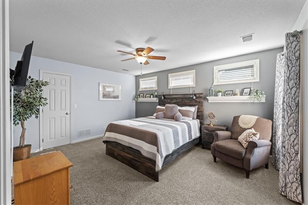 15724 Linden Street — photo 30