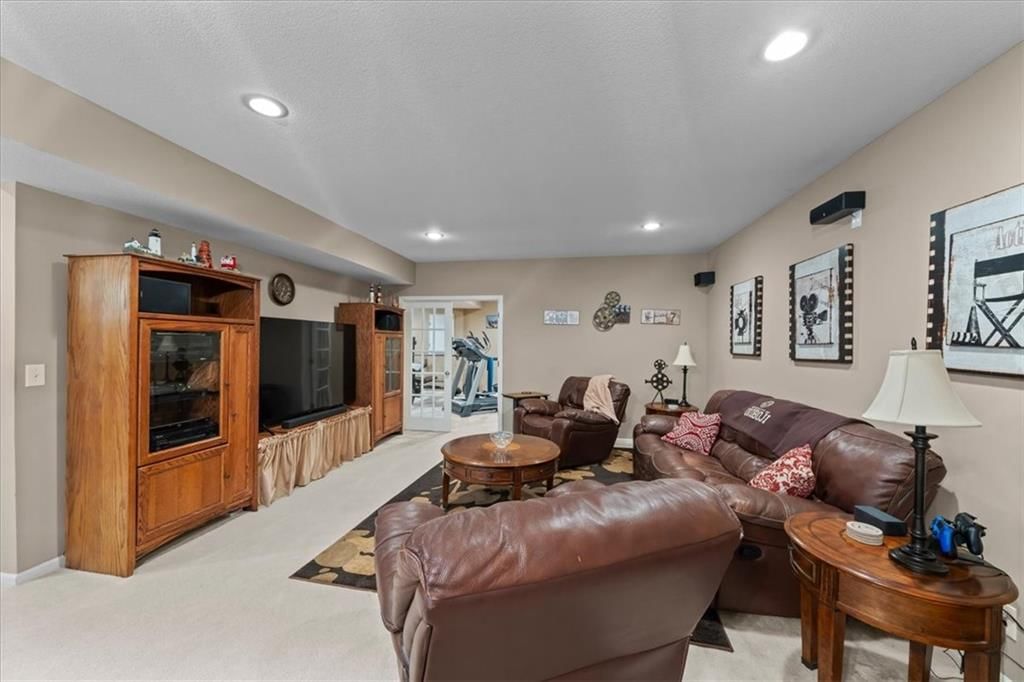 15724 Linden Street — photo 34