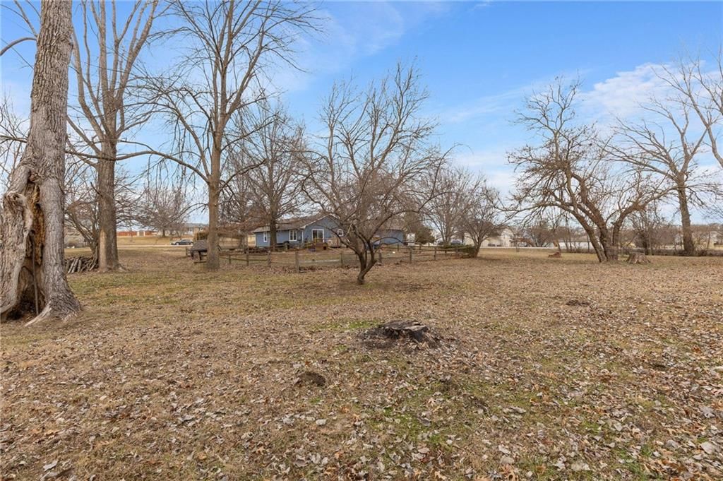 120 NW 191 Road — photo 37