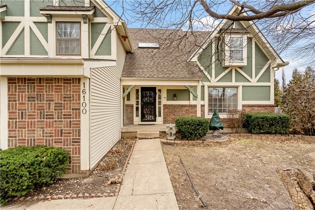 16100 W Chalet Drive — photo 3