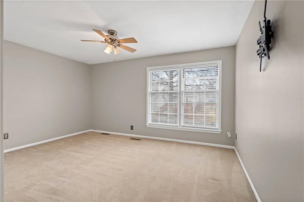 16100 W Chalet Drive — photo 25