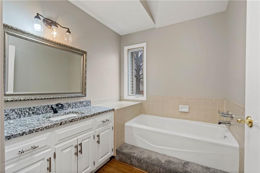 16100 W Chalet Drive — photo 32