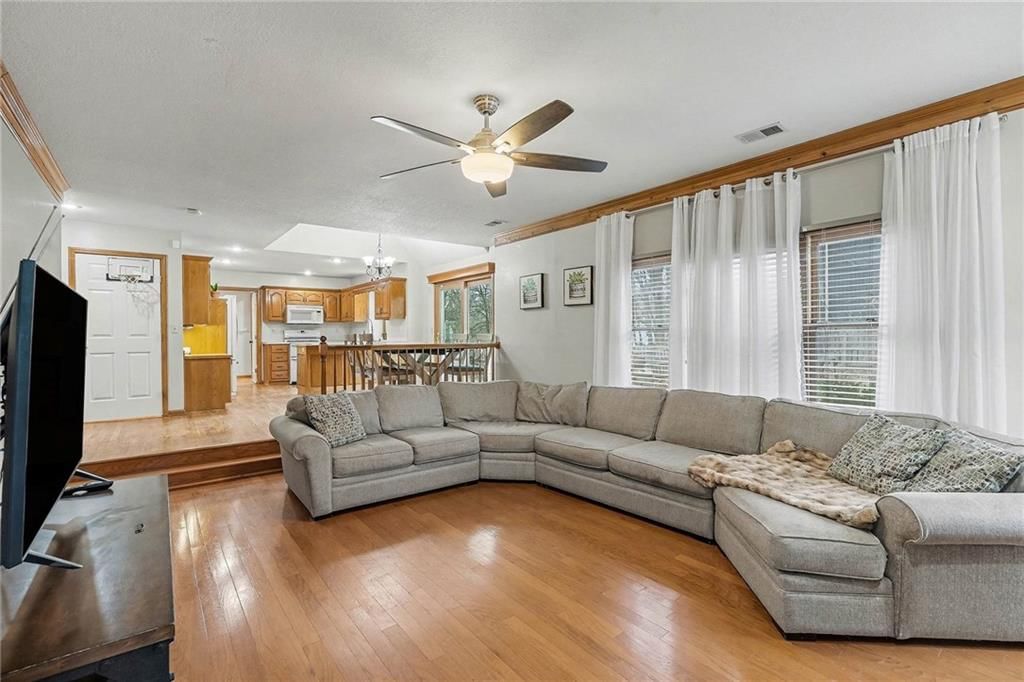 7332 N Congress Avenue — photo 13