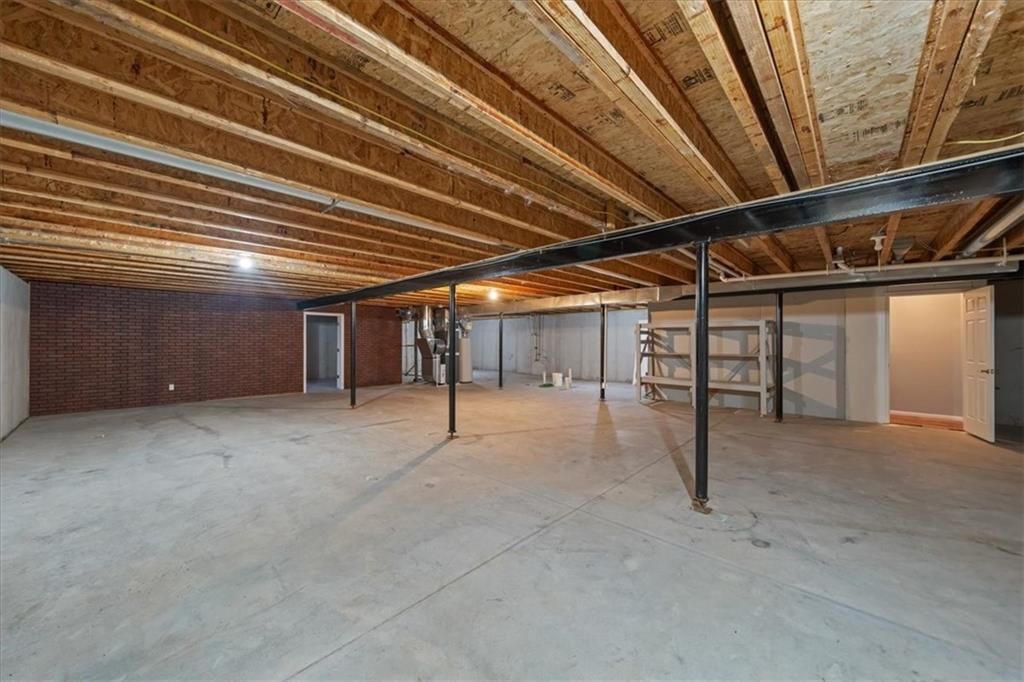 9324 Kenton Street — photo 29